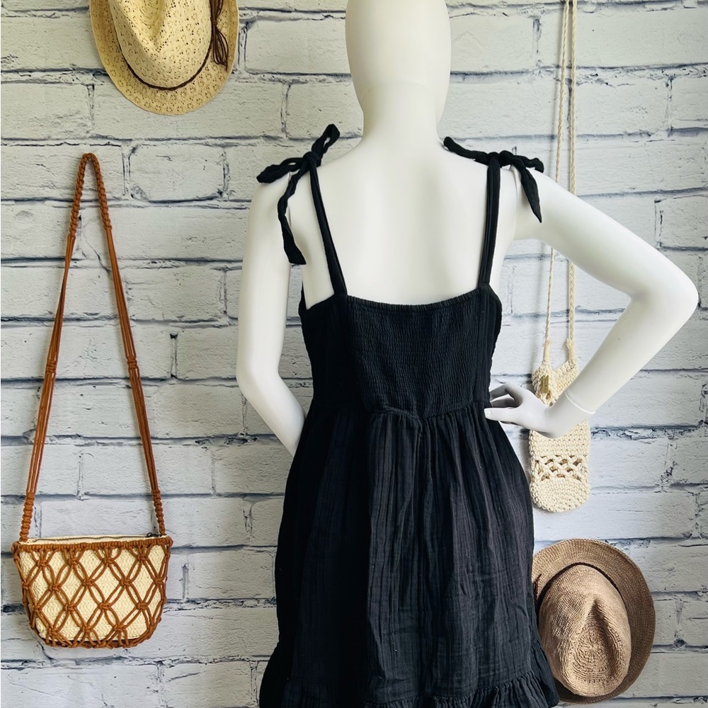 Old Navy Mini Cami Dress - Picture 3 of 10